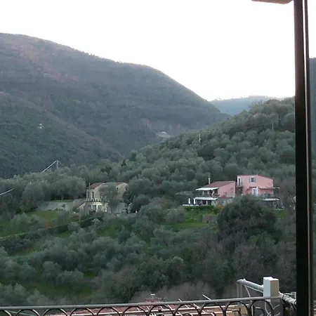 Il Golfo E I Limoni 公寓