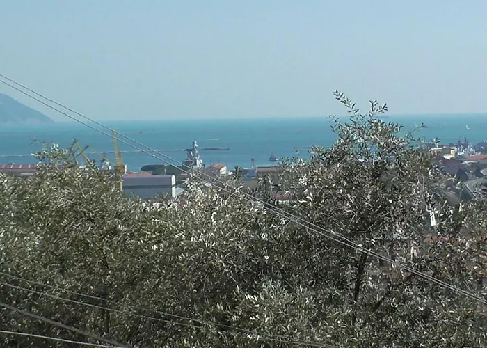 Il Golfo E I Limoni Λα Σπέτσια