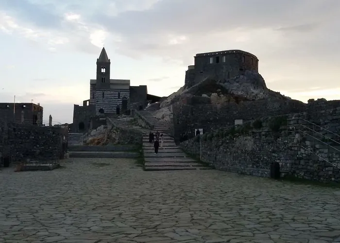 Il Golfo E I Limoni * Λα Σπέτσια