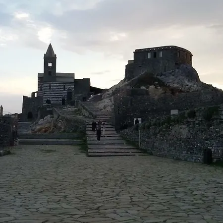 Il Golfo E I Limoni * La Spezia